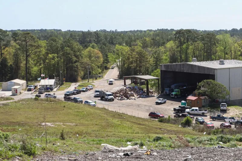 Audit reveals hundreds of potentially contaminated landfills