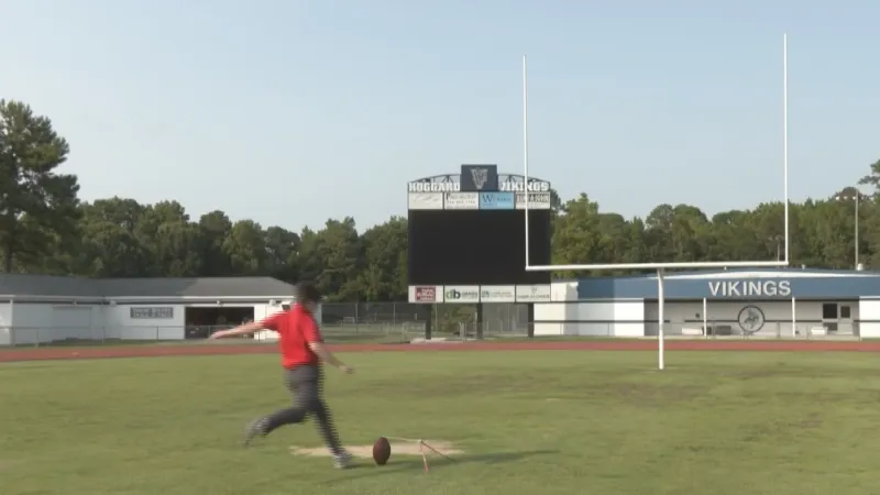 WWAY'S Ryan Wiener attempts to kick a field goal live on air
