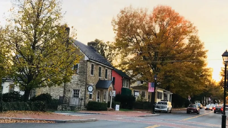 J.D. Vance is headed for the countryside
