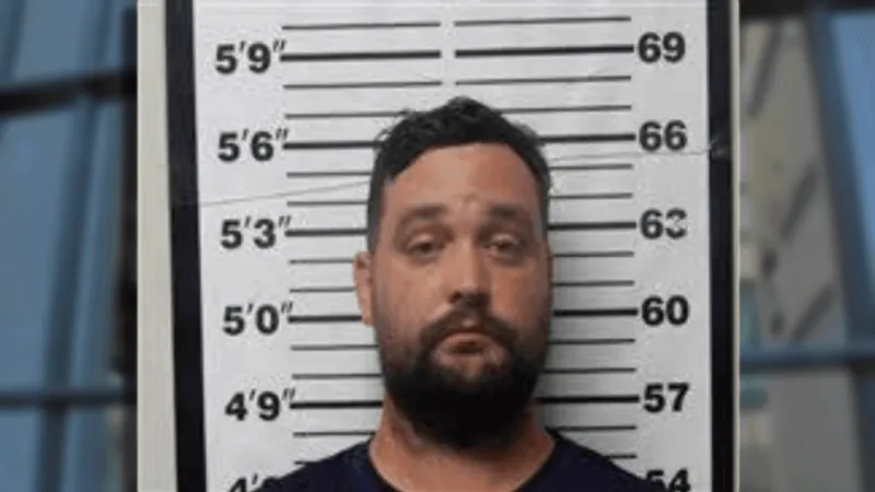 Newport man held on $150,000 bond after ICAC undercover child exploitation arrest