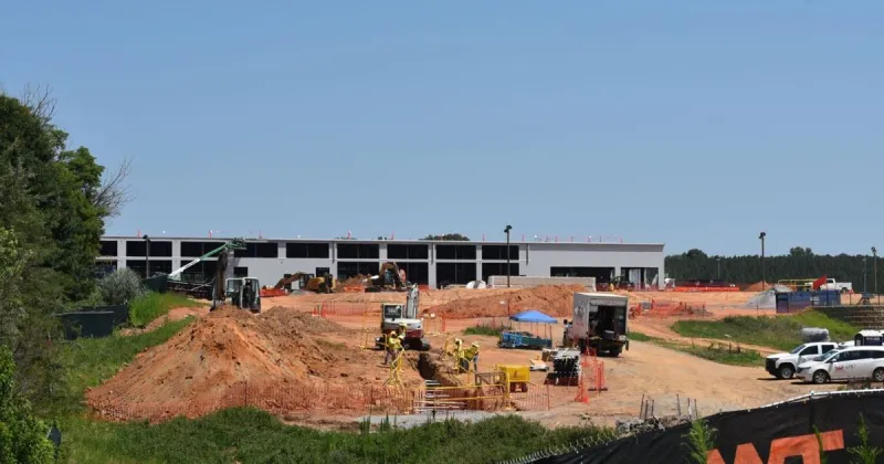 Hickory may end economic agreement with Microsoft tonight; data centers still coming