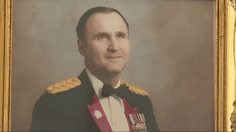 Purple Heart recipient recalls Vietnam helicopter crash that left him wounded