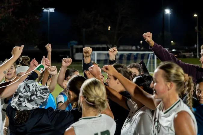 Women's Soccer Earns Sixth United Soccer Coaches Team Academic Award