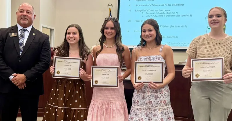 5 recognized for attending Governor's School