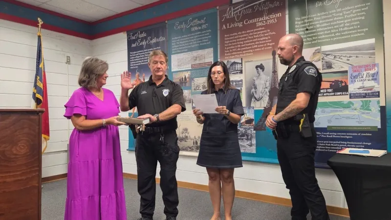 Capt. Eric Tellefsen sworn in as Pine Knoll Shores police chief
