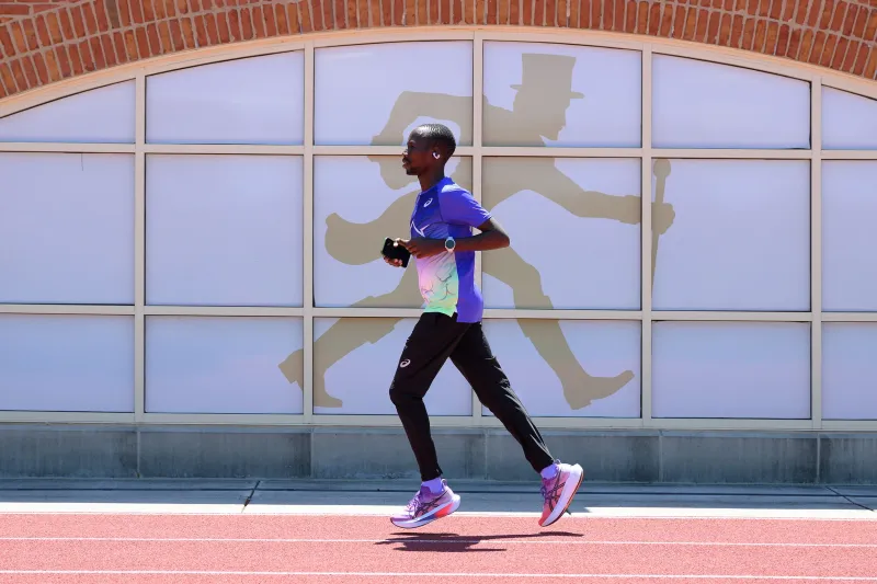 A top marathoner needs science to win big. He comes to Wake Forest for testing.