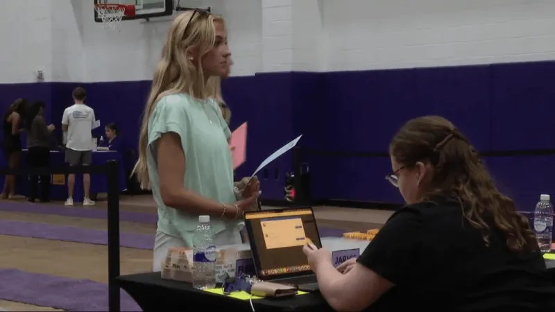 More than 20,000 ECU students move in this week, bringing traffic to Greenville