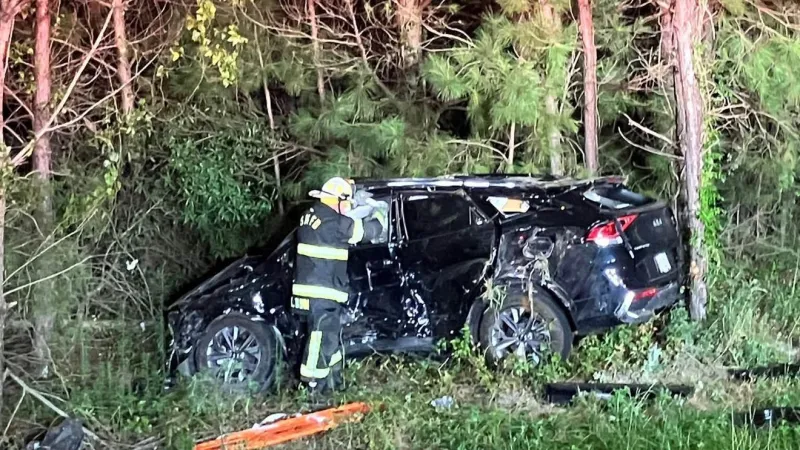 Snow Hill crews free trapped driver after vehicle goes down embankment