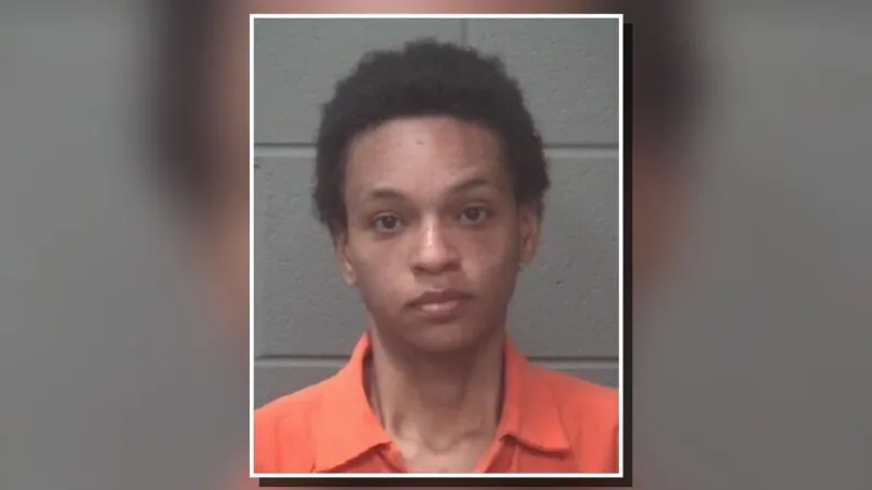 Jacksonville woman faces charges after alleged assault on officers