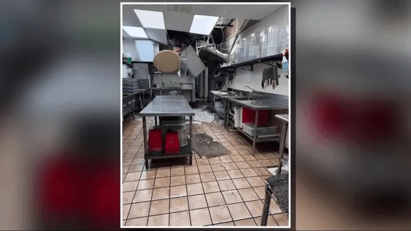 Snapperz Bar and Grill reopens after weekend break-in causes extensive damage