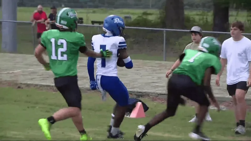 Thursday night football: Eastern Carolina teams open season with big wins