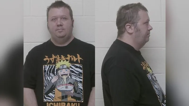 Registered sex offender charged with sexual extortion, cyberstalking in Craven County