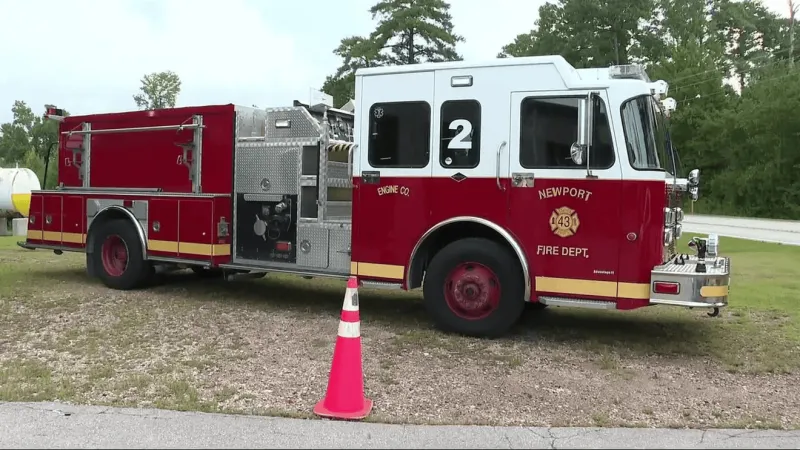 Newport replaces 2001 fire engine with new truck unveiled in push-in ceremony