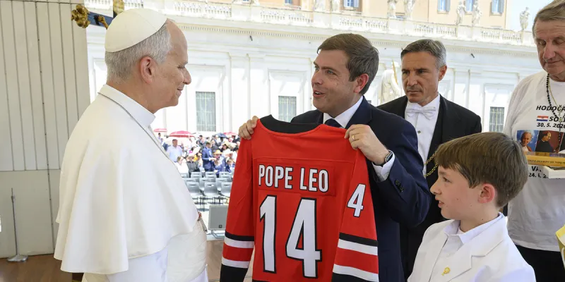 Farley on reelection, visit with pope, AI in workforce