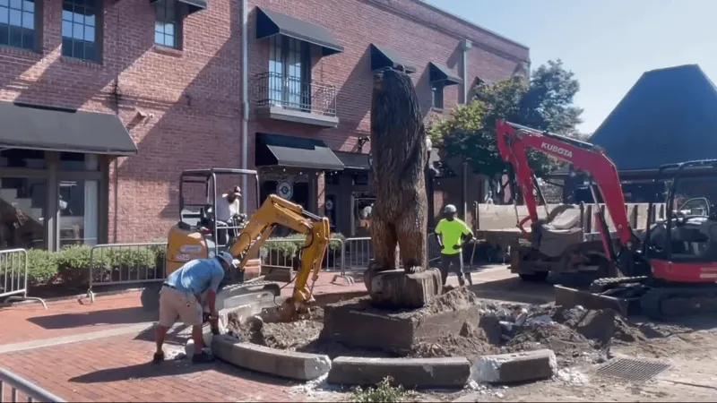 New Bern's Bear Plaza renovations begin, closing east end for several weeks