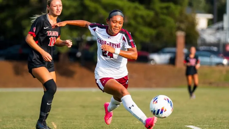Late Tampa goal sinks Bears in season opener