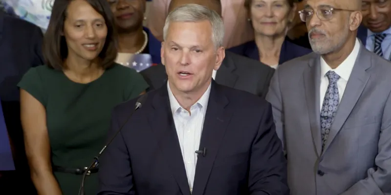 Stein vetoes bills on courts, election laws