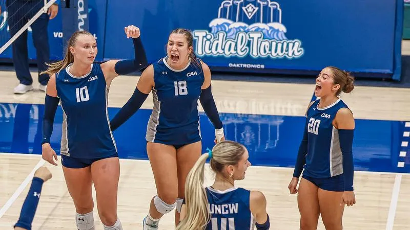 Lewis, Zovko Open Strong As UNCW Splits