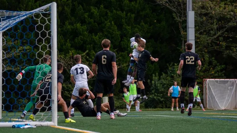 Late Push Falls Short, Royals Drop 3-2 Battle to Wofford