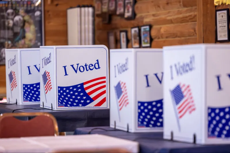 Gov. Stein vetoes bill that would shorten early voting