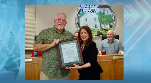 Former Mayor, Town Administrator Receives Long Leaf Pine Award