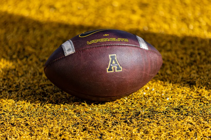 Black Bears climb into Mountaineer's den for opening week game