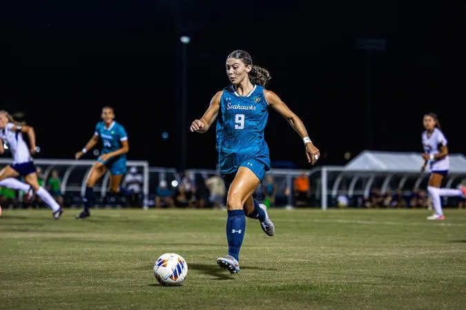 Seahawks Hold East Carolina to Scoreless Draw