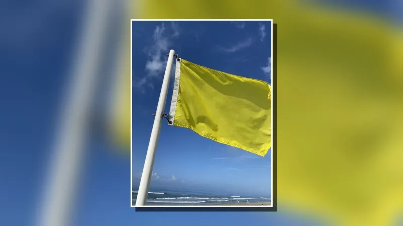 Yellow flag flies at Pine Knoll Shores as heat advisory remains in effect