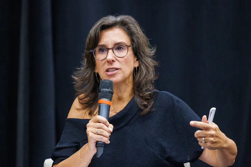 Pulitzer winner tells students it's OK to not have it all figured out yet