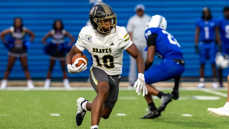 Football Drops Defensive Battle At Fayetteville State