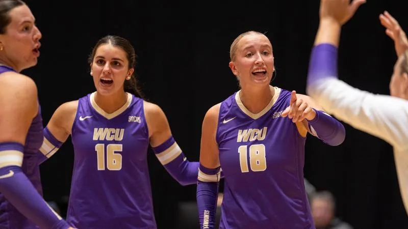 Marini Hits Career-High in Four-Set Win over Jacksonville State