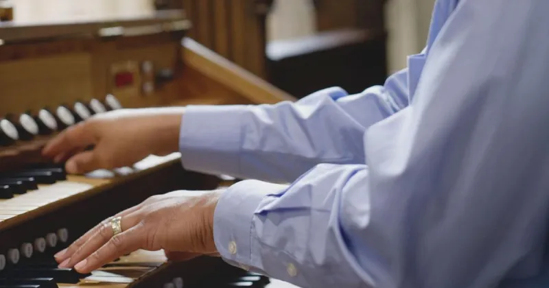 Hickory Music Club kicks off new season with Sept. 8 meeting at Holy Trinity