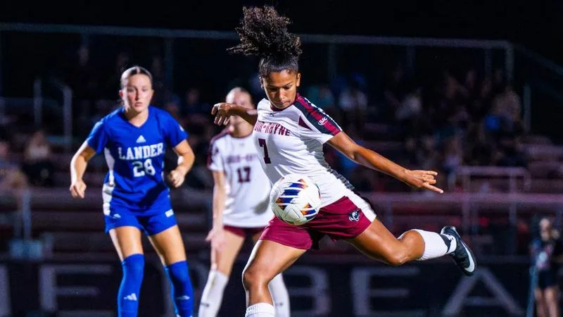Bearcats take down Bears in battle of top teams in Southeast Region