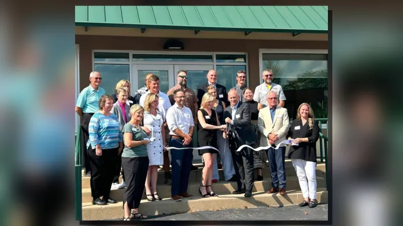 Ribbon cutting marks Community Foundation's move into a new home in Wayne County