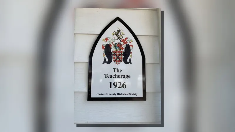 Newport Historical Museum marks Teacherage centennial with ribbon cutting & open house