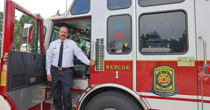 Long View firefighters use rescue truck from 9/11, memorialize fallen heroes with quotes