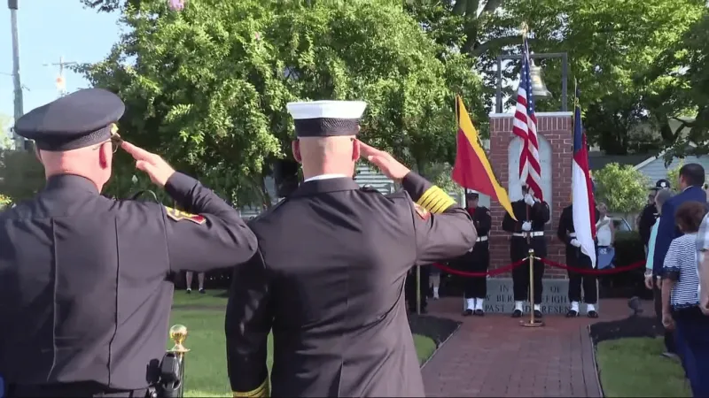 New Bern Firemen's Museum hosts 9/11 tribute; silent parade planned at sunset