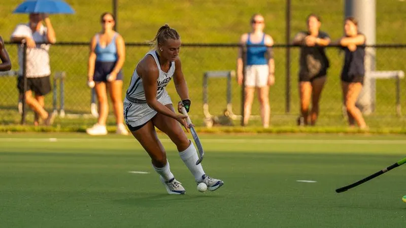 Queens Falls to Villanova on the Road