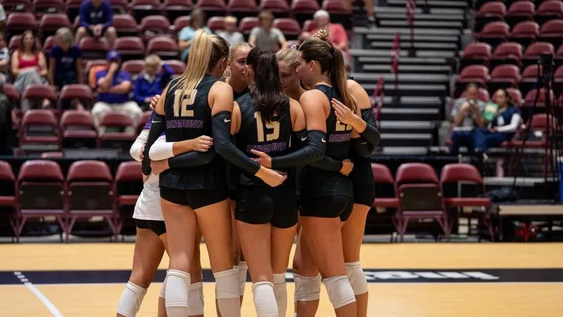 Volleyball Drops Opener at Mountaineer Classic