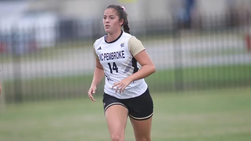 Soccer Cruises Past Shorter In Home Opener