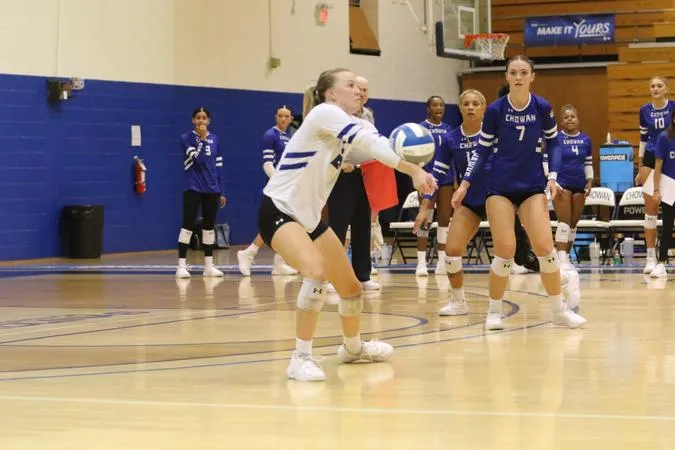 Hawks Take The Tornado to Five Sets as Holcombe Posts Career-High 30 Digs