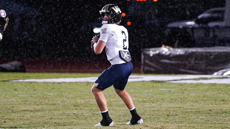 Late touchdown gives Carson-Newman 24-23 victory over Bulldogs