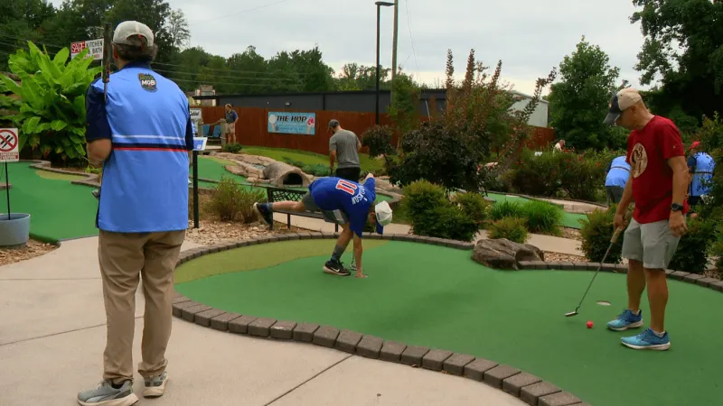 Putt-putt players compete in North Carolina Open tournament in Arden