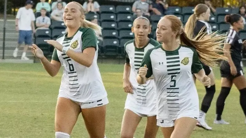 Women's Soccer Reigns Supreme Over Eastern Mennonite