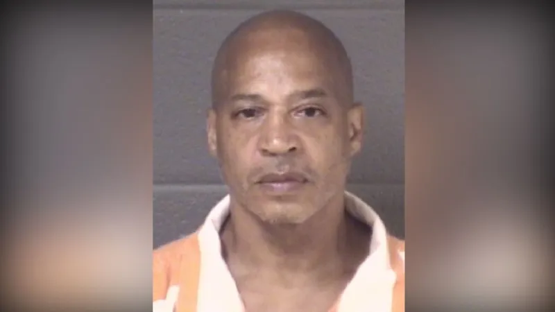 Man arrested after stabbing at Asheville apartment complex: police