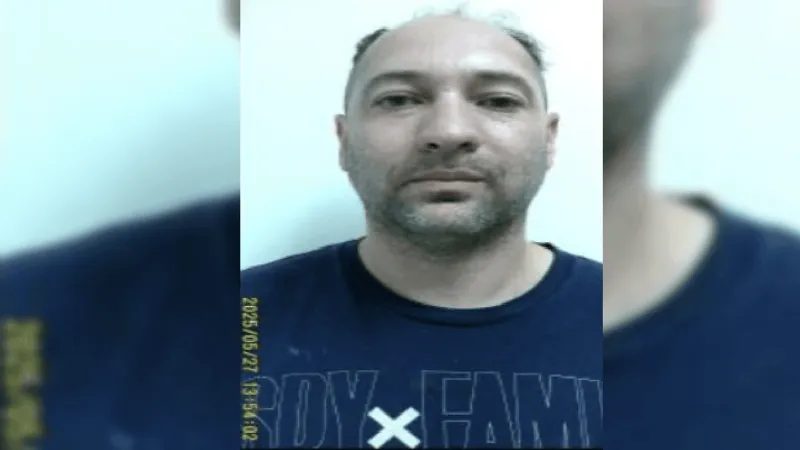 Registered sex offender charged after being found at Bridgeton Elementary School