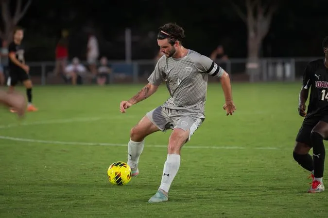 Men's Soccer Holds Off Johnson & Wales for 3-2 Road Win