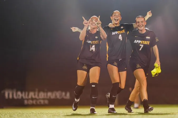 Program-Record Unbeaten Streak Highlights Soccer's 1-0 Win Over Georgia State
