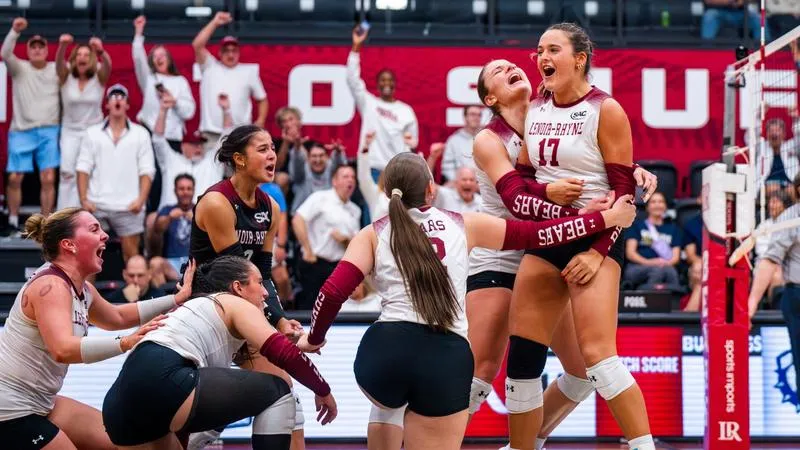 Volleyball wins five set thriller over Wingate