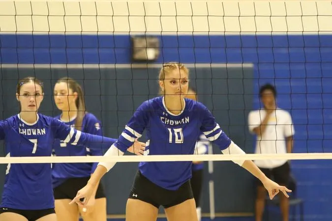 Hawks Answer Opening Set with Three Straight to Top Erskine